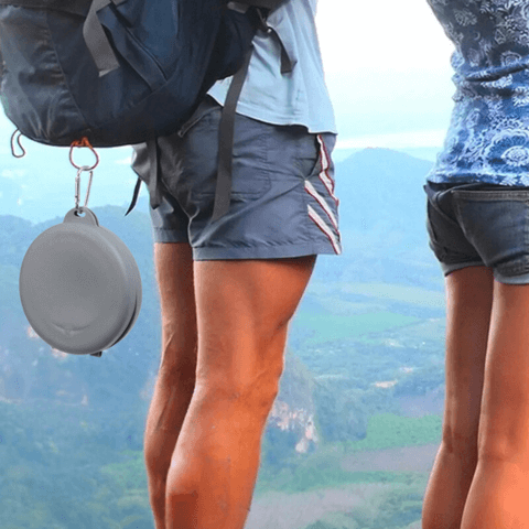 PFOTEN NAPF TO GO - Der Hunde Futternapf für unterwegs, einfach am Rucksack befestigt beim Wandern.