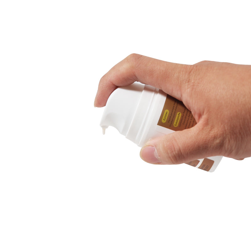 50 ml OMEGA-3 Futterergänzung für Katzen, schmackhafte Paste für gesunde Haut und Fell, die OMEGA-3 Futter Katzen enthält.