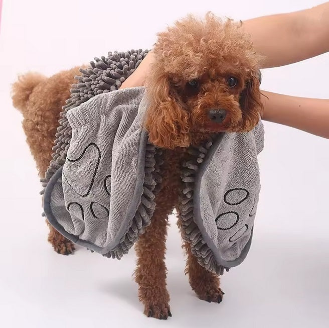 Pfoten-Boutique Saugstarkes Hundehandtuch, weich und kompakt - ideal für zuhause und unterwegs.